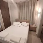 Eirini Filippou Aparthotel 3*