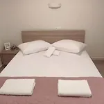 Aparthotel Eirini Filippou