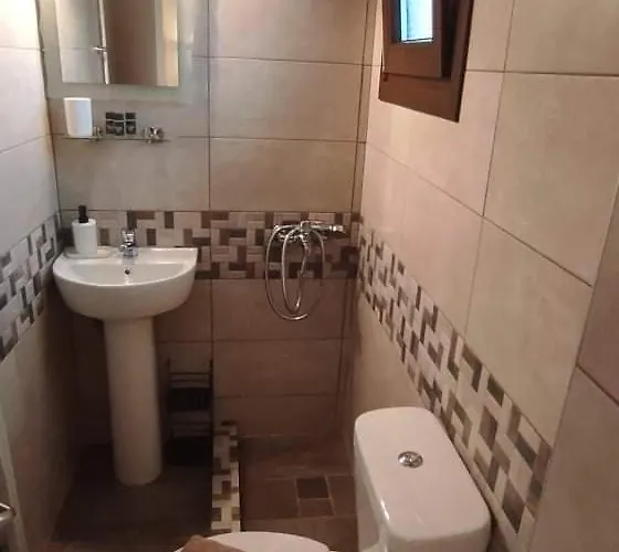 Eirini Filippou 3* Kala Nera